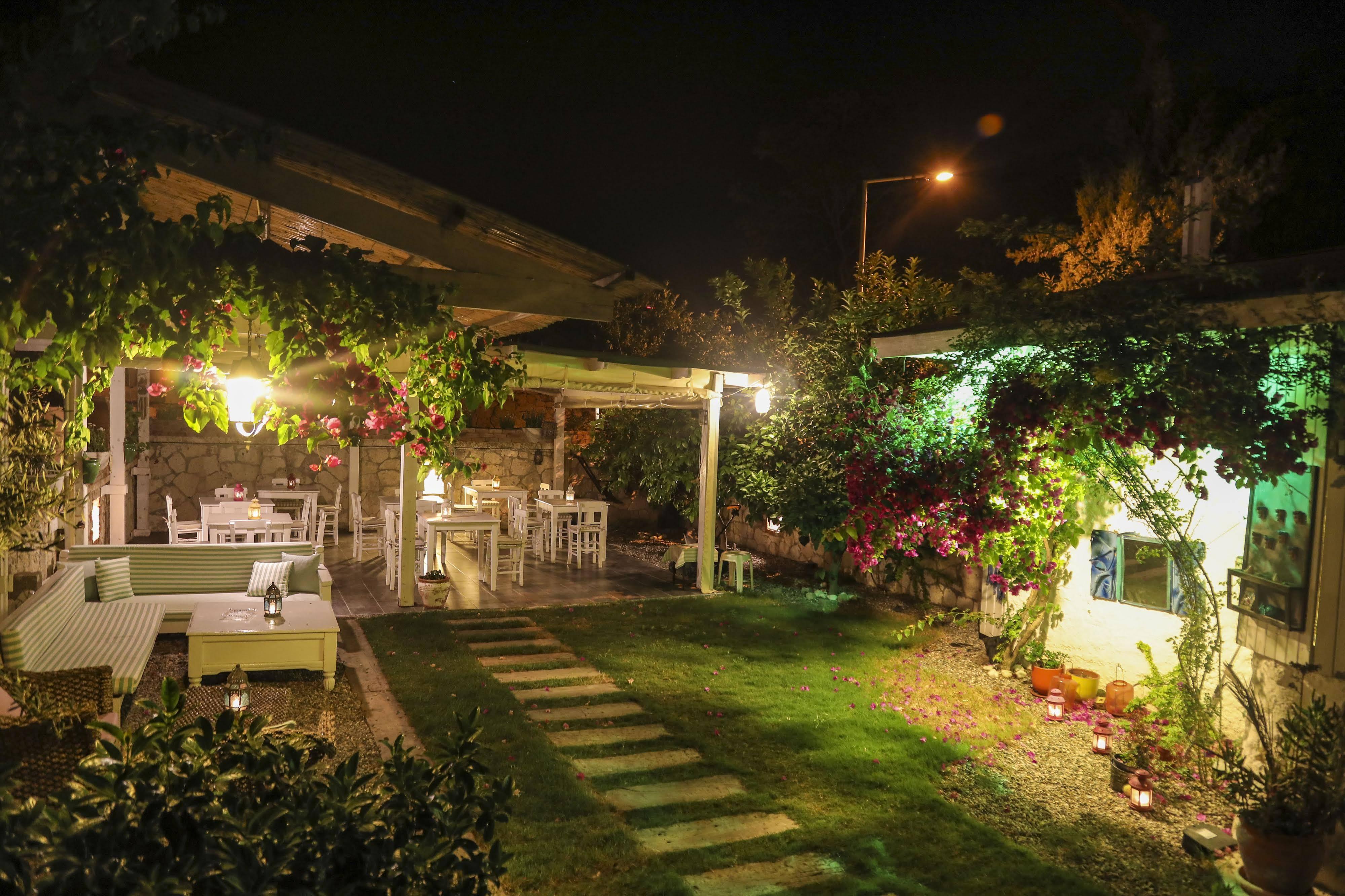 Sari Gelin Alacati Hotel Bagian luar foto